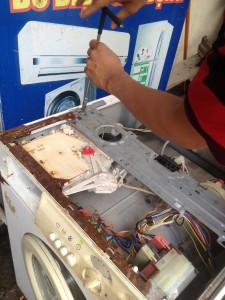 Bài viết sau đây sẽ giúp người sử dụng có thêm kiến thức về các lỗi thường gặp của máy giặt Electrolux và có biện pháp xử lý.